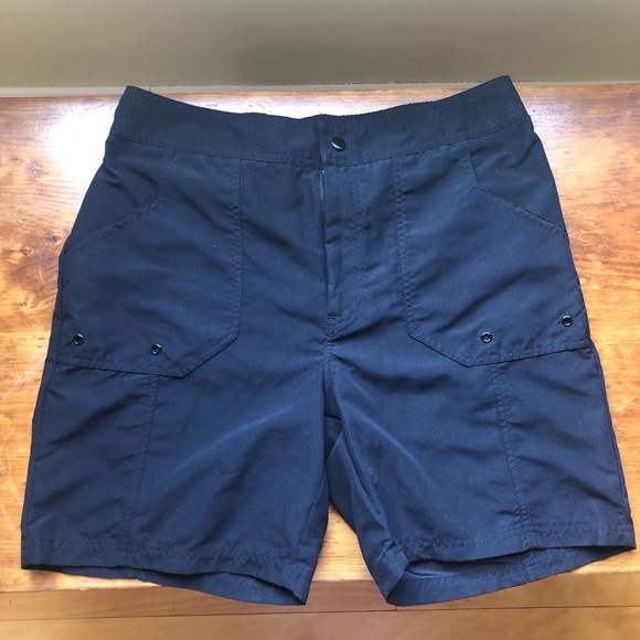 Maxine Shorts W Size 8 Black Boardshorts Button Closure Coastal Minimalist - Picture 1 of 13